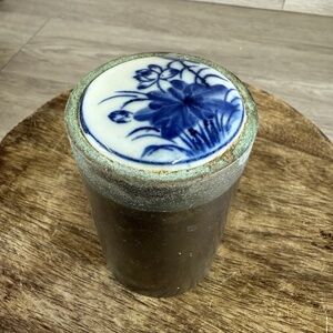 Vintage Brass Snuff Tobacco Jar with Hand Painted Blue Floral Delft Lid 3.5”